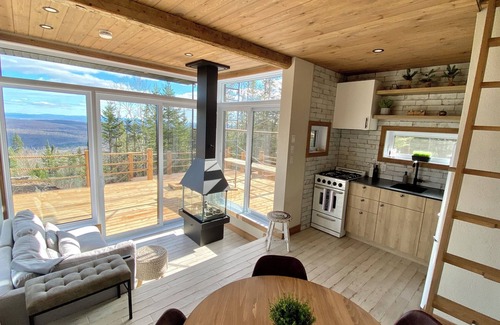 Lac Beauport Ski Chalet | Panörama: Mini house in nature
