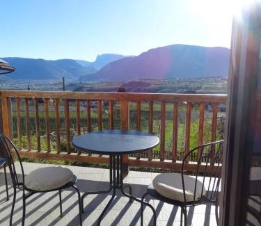 Berg/Monte Apartment | Panoramaterrace, Wein & relax