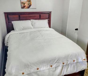 Quartier 5-4 Apartment | Panache Royal 1