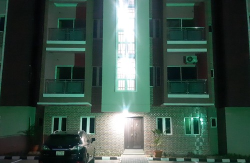 Ojodu Apartment | Panama Apartments. "Use it like u own it"