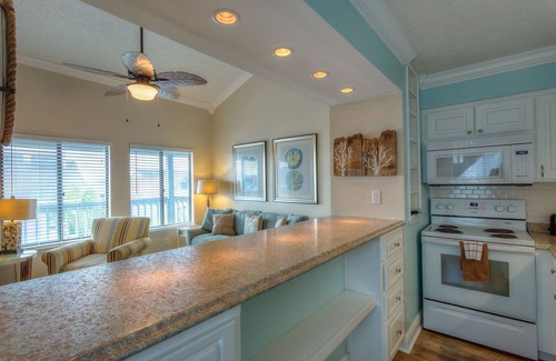 Gulf Lagoon Beach Condo | Panama Breeze! Serene, and Comfortable!