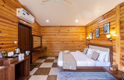 Piparia Hotel | Panarpani Retreat Pachmarhi