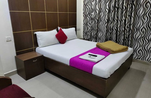 Vadapalani Hotel | Panasia Residency