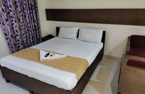 Vadapalani Hotel | Panasia Residency