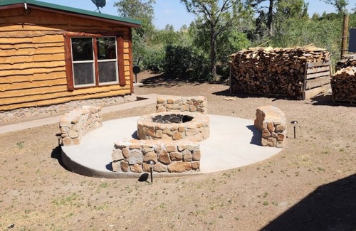 Timberon Cabin | Pancho Villa Cabin: Mesmerizing Views Await Your Unforgettable Retreat