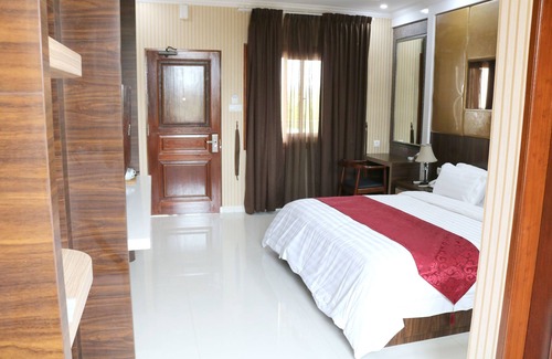 Petumbak Hotel | Pancur Gading Hotel & Resort