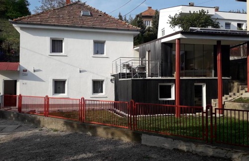 Center Apartment | Panda Rooms