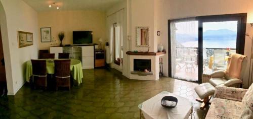 Maccagno Apartment | Pandora 1