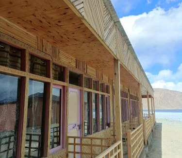 Leh Cabin | Pangtso cottage