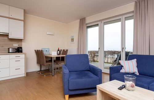 Plau am See Apartment | Panorama apartment optionally with parking lot directly at the house (house 6 no. 41) - -
