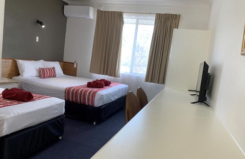 Charlestown Hotel | Panorama Motor Inn