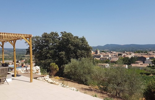 Saint-Jean-de-Fos Villa | panoramic cottage with swimming pool