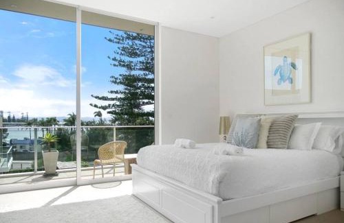 The Entrance North Apartment | Panoramic Ocean Penthouse - Dolphin View