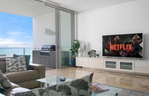 The Entrance North Apartment | Panoramic Ocean Penthouse - Dolphin View