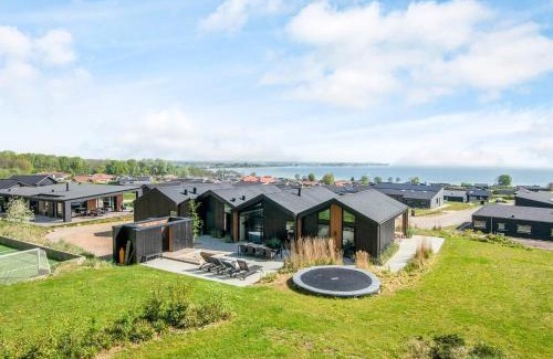 Sjølund House | Panoramic Retreat with Pool - By Traum Ferienwohnungen