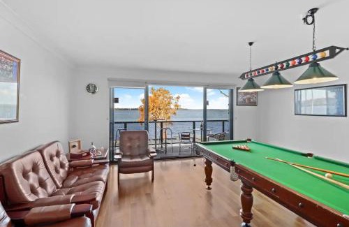 Charmhaven House | Panoramic Shores at Charmhaven