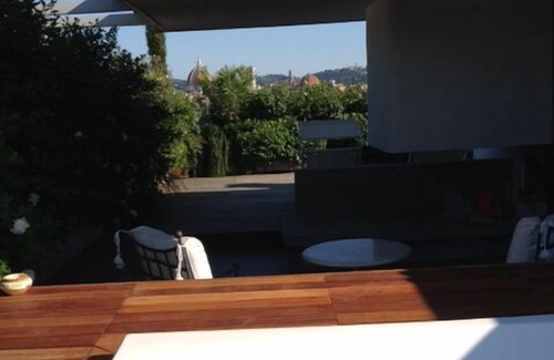Florence Apartment | Panoramic View of Florence from Penthouse Jacuzzi 7 Mins Walk From Centre