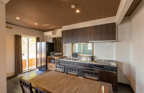 Sumoto House | Panoramic view of the ocean with a sunset view En/Sumoto Hyōgo