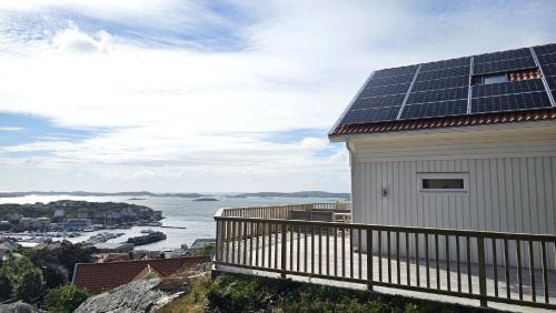 Ellos House | Panoramic view on Ellos top with 500m to sea