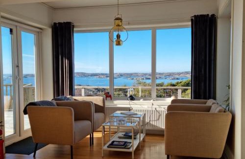 Ellos House | Panoramic view on Ellos top with 500m to sea