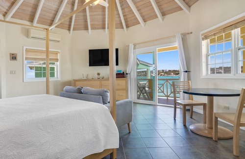 Sea Rocks Villa | Panoramic Views 2BR Villa - Arawak Beach Club