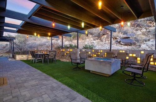 Turquoise Hills House | Panoramic Views Private Pool Patio Lounge w Firepit Royal Palm by AvantStay