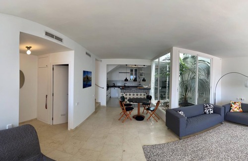 Vallpineda Villa | PANORAMIC VILLA BY BLAUSITGES your dream holidays in Sitges
