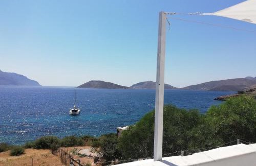 Skalia Apartment | Panormitis Pizanias houses