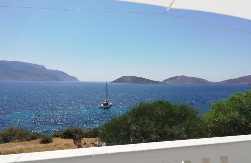 Skalia Apartment | Panormitis Pizanias houses