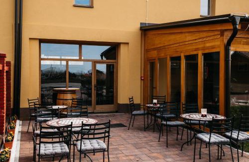 Babina Greda Hotel | Pansion Mihića dvori