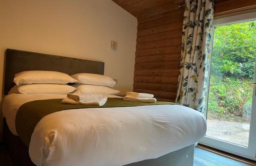 Pentrefelin Ski Chalet | Pantglas Hall Holiday Lodges and Leisure Club
