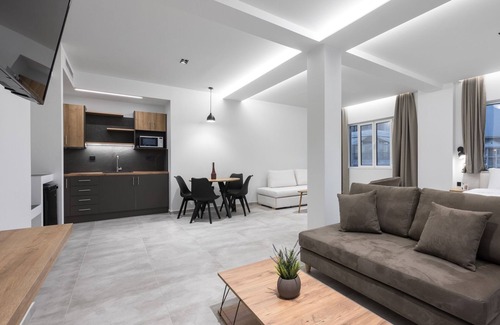 Ladadika Apartment | Pantheon Nilie Hospitality MGMT