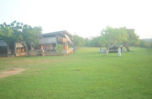 Kirinda Cabin | Panthera Lodge
