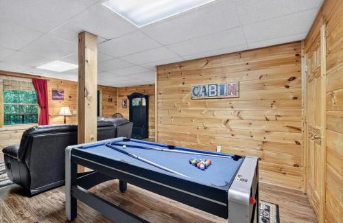 Cherry Log House | Papa Bear's Den