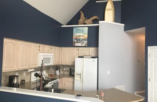 Port Clinton House | Papa & Gigi's Lake Front Home