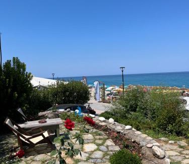 Papa Nero House | Papa Nero Beach House