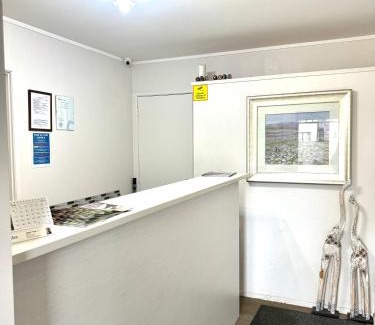 Papakura Hotel | Papakura Pioneer Motor Lodge & Motel