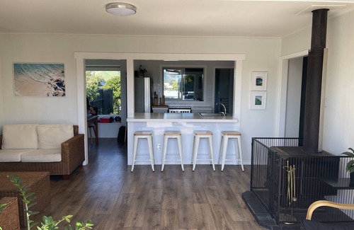 Papamoa Beach House | Papamoa beach, house with pool & spa, quick 4 min walk to the beach!