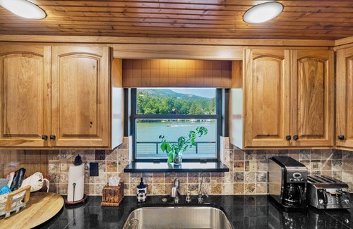 Lake Lure House | Papas Haus on Lake Lure - 3BR 3BA Lakefront, Decks Galore - Fire Pit