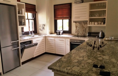 Mahe Island Apartment | Papay Suite by Simply-Seychelles