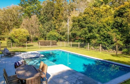 Lake Innes House | Paperbark Lodge- pool, space, private