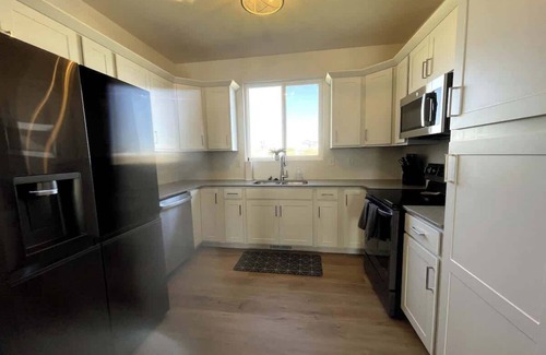 Papillion House | Papillion Family Home with Garage