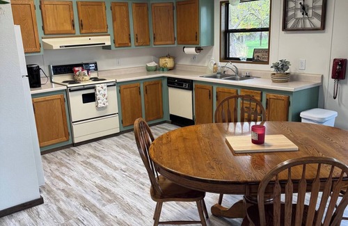 Papillion House | Papillion Riverfront Retreat-Serene Views