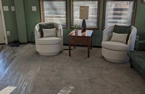 Papillion House | Papillion Riverfront Retreat-Serene Views