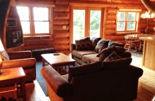 Drummond House | Papins Resort Caribou Lodge