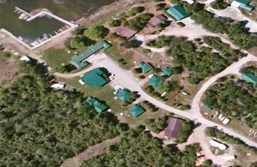 Drummond House | Papins Resort Crow Cabin