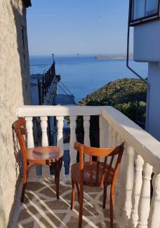 Piqeras House | Papu's Villa