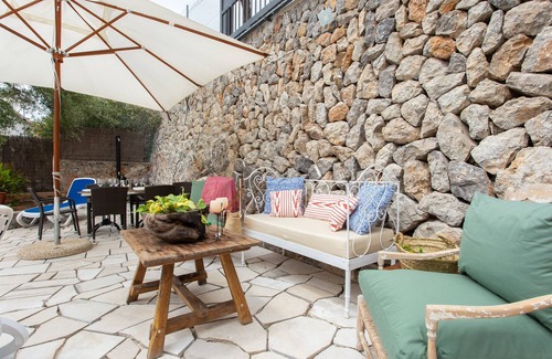 Puerto de Soller Apartment | Paqui House. Apartment for 8 people in Puerto de Sóller with sea views