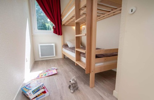 Saint-Colomban-des-Villards Apartment | Parking, tv, 33-38m², Saint Colomban des Villards