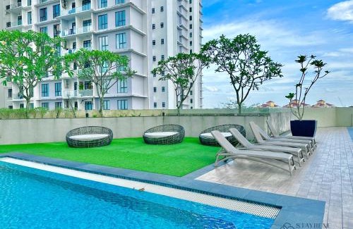 Taman Bukit Mewah Apartment | Paradigm Residence Johor Bahru by Stayrene